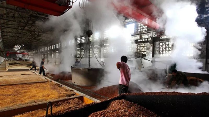 除濕機(jī)控制濕度，營(yíng)造衛(wèi)生舒適釀酒車(chē)間