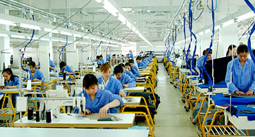 制造車(chē)間環(huán)境加濕處理解決方案1